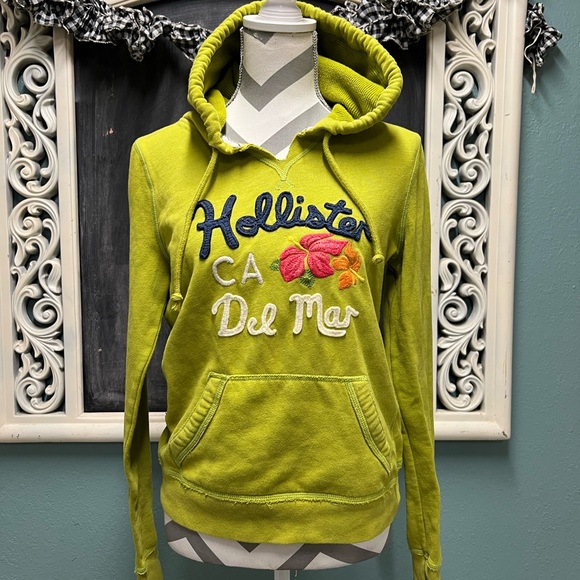 Hollister | Sweaters | Hollister Green Sweatshirt Hibiscus Del Mar Hoodie |  Poshmark